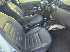 Dacia Duster II 1.3 TCe 150 Celebration  *NAVI*RFK*Led