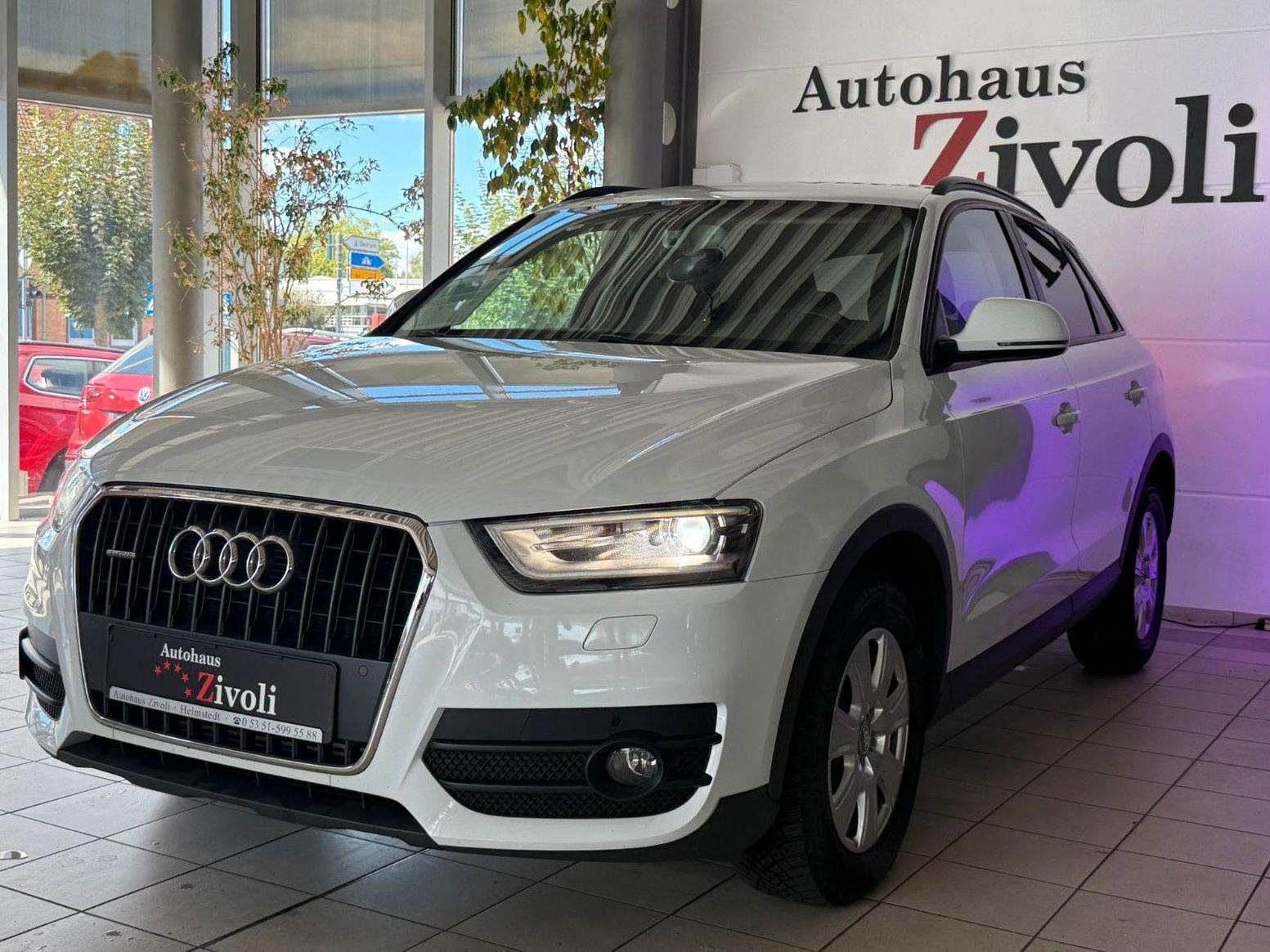 Audi Q3 2.0 TDI QUATTRO S-TRONIC/XENON/TEMPO/PDC