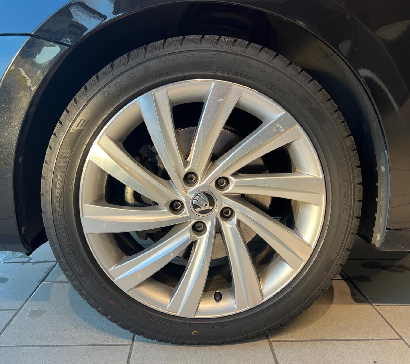 Skoda Octavia 2.0TDI DSG4x4 COMBI*LED*AMBIENTE*KEYLESS, миниатюра 20