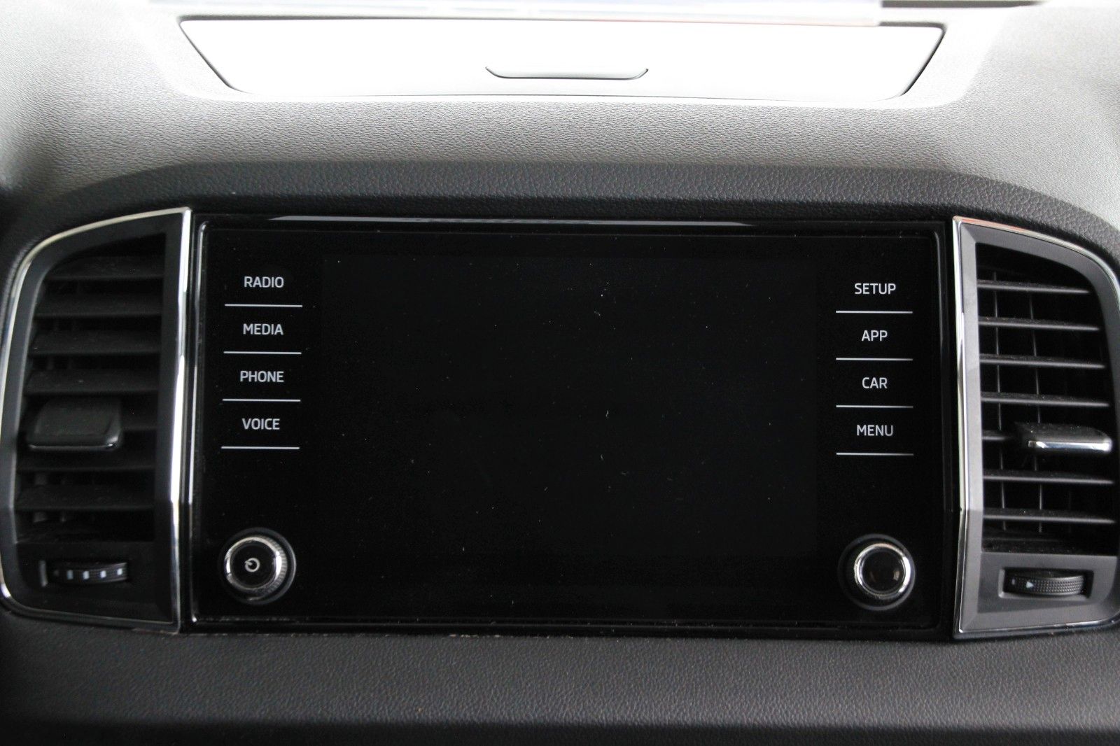 Fahrzeugabbildung SKODA Karoq Style