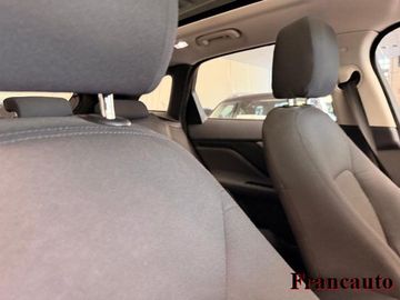 Jaguar F-Pace - 8