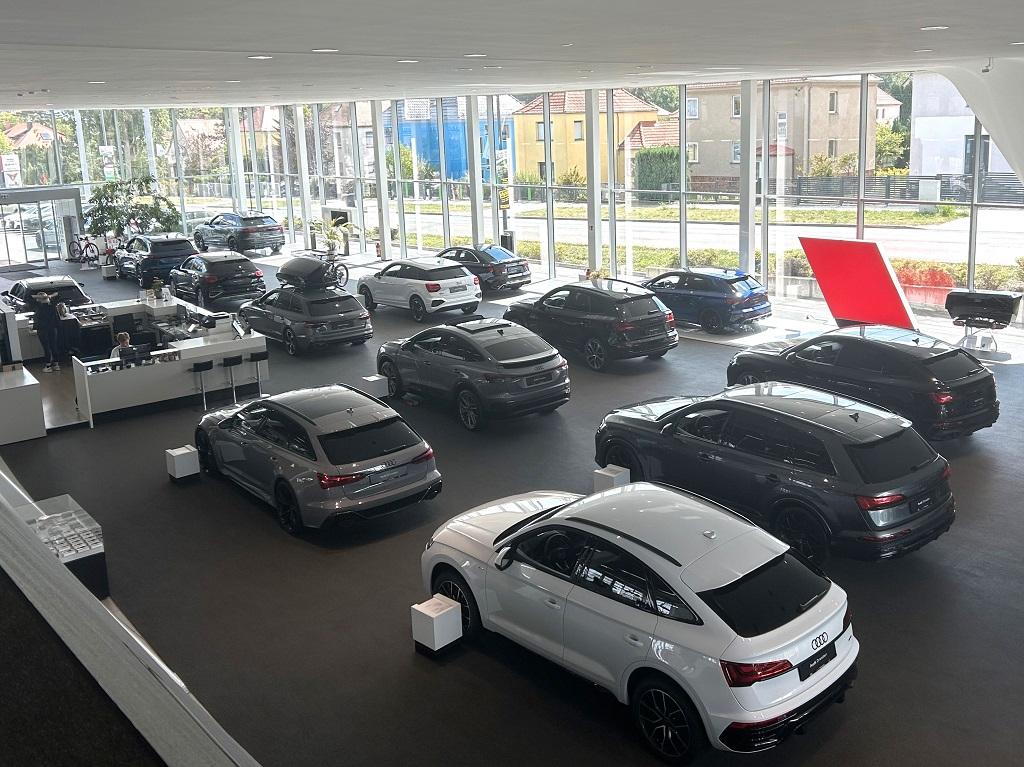 showroom-image-main