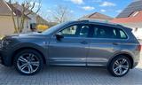 Volkswagen VW Tiguan Highline 2,0l / TDI SCR 110KW (1... - Volkswagen Tiguan: Limousine