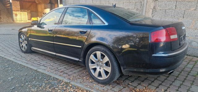 Audi A8 D3