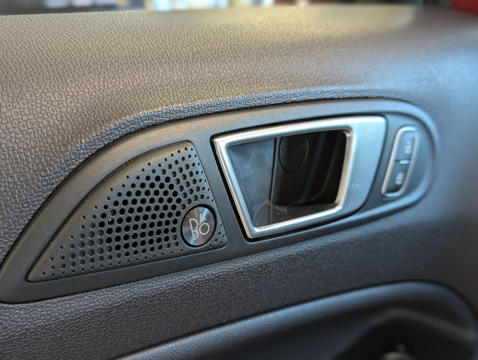 FORD EcoSport Titanium Navi-AppLink Komfort-Paket AHK - Image 23