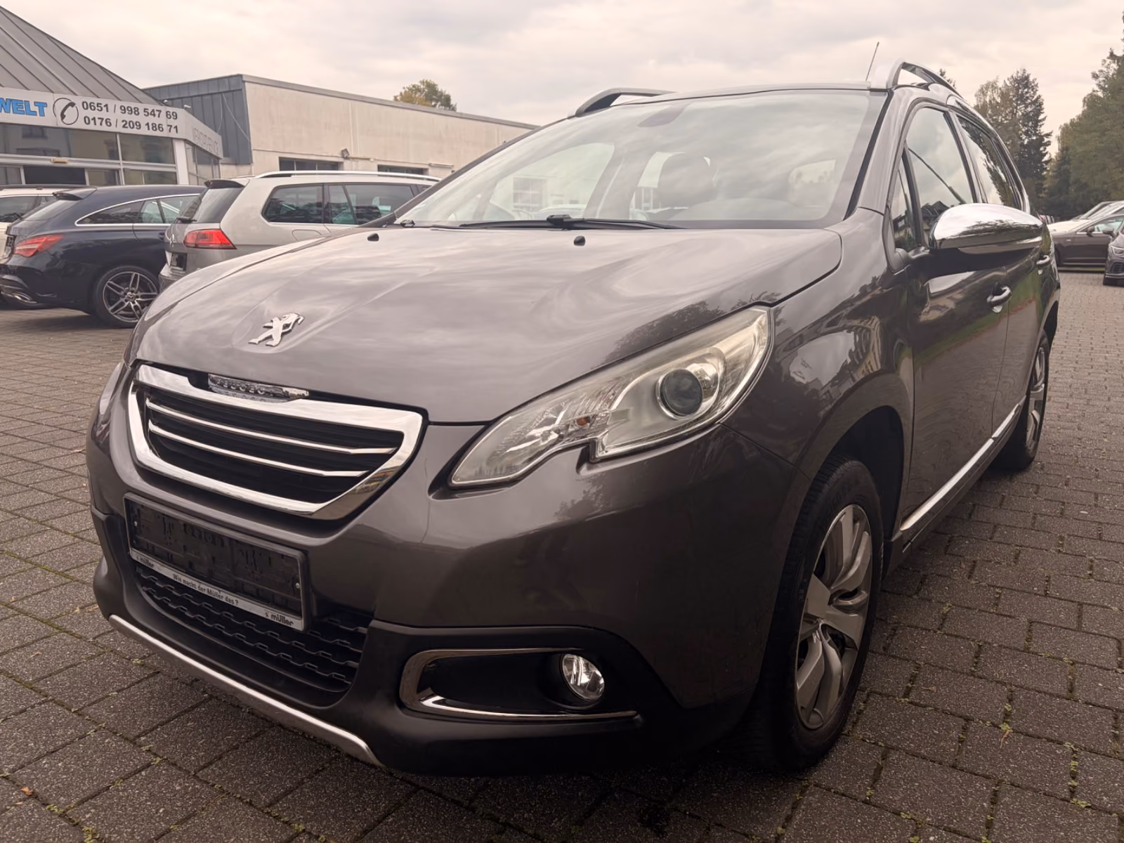 Peugeot 2008 Allure/ PANORAMA / AHK /