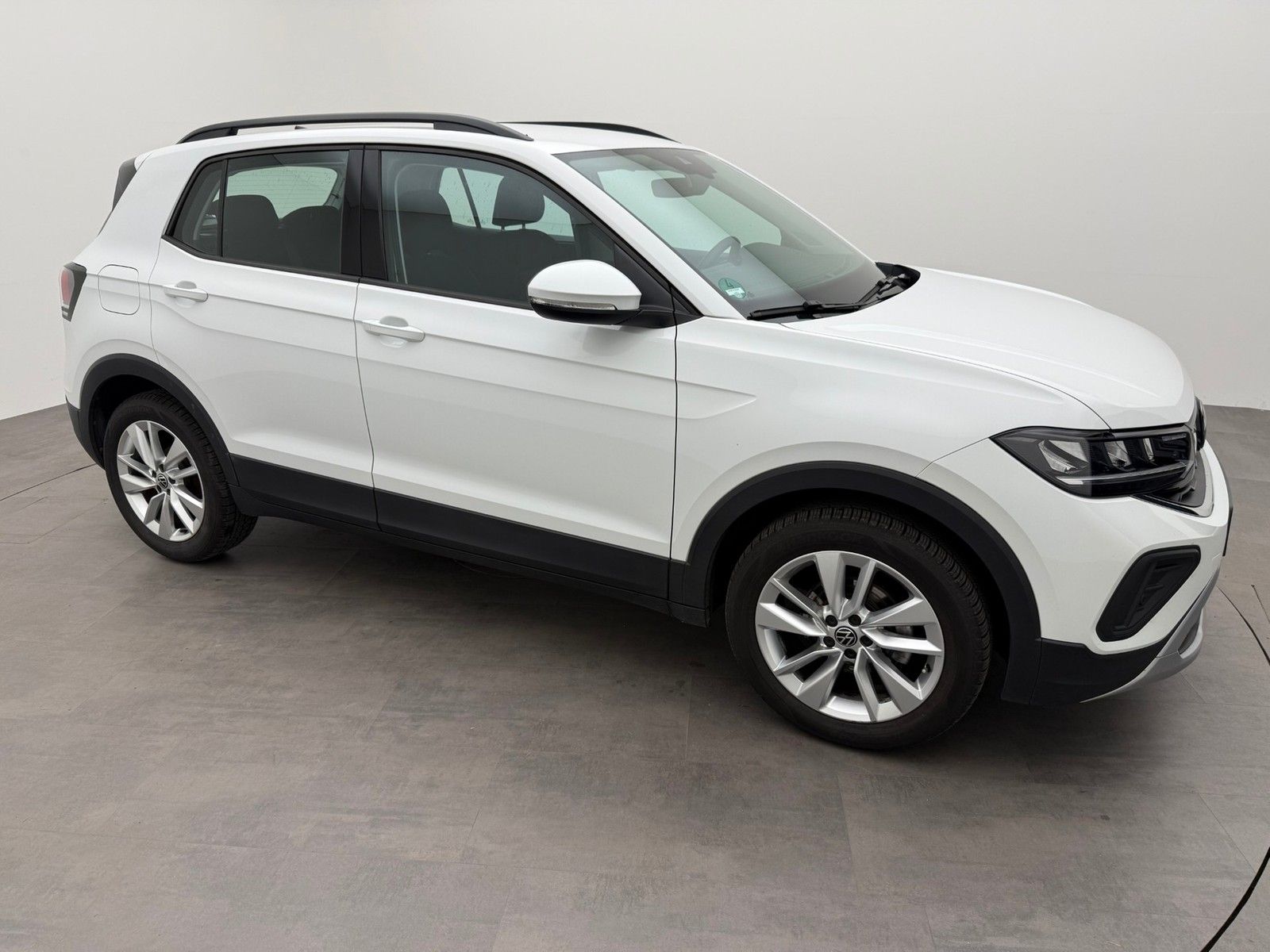 Volkswagen T-Cross 1.0 TSI Life 116PS 6-Gang IQ.Drive EA8 imagem 2