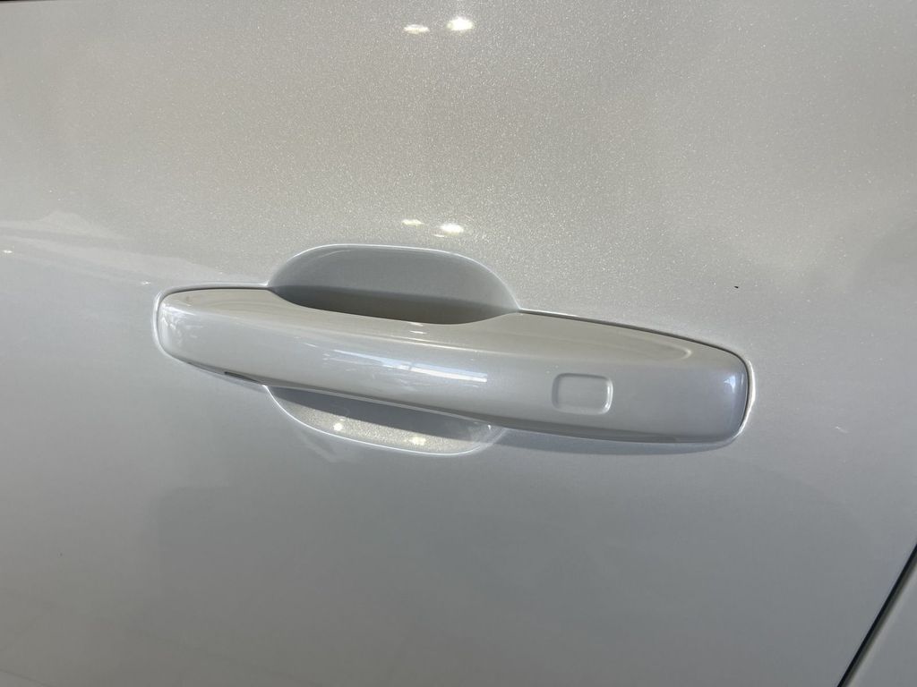 Volvo XC60 T6 R-Design Recharge AWD ACC AHK 360° LED