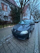 Volkswagen Fox + 1 Jahr Tüv sparsames Auto - Volkswagen Fox in Stuttgart
