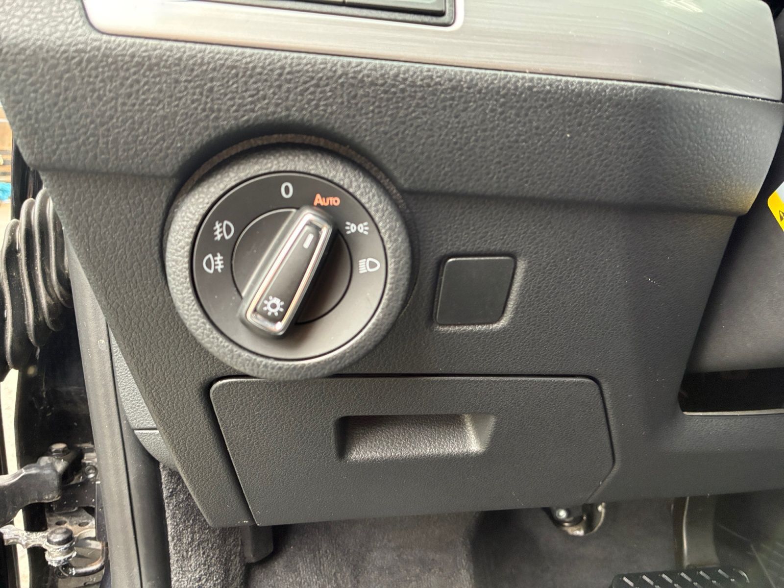 Volkswagen T6 California - Bild 17