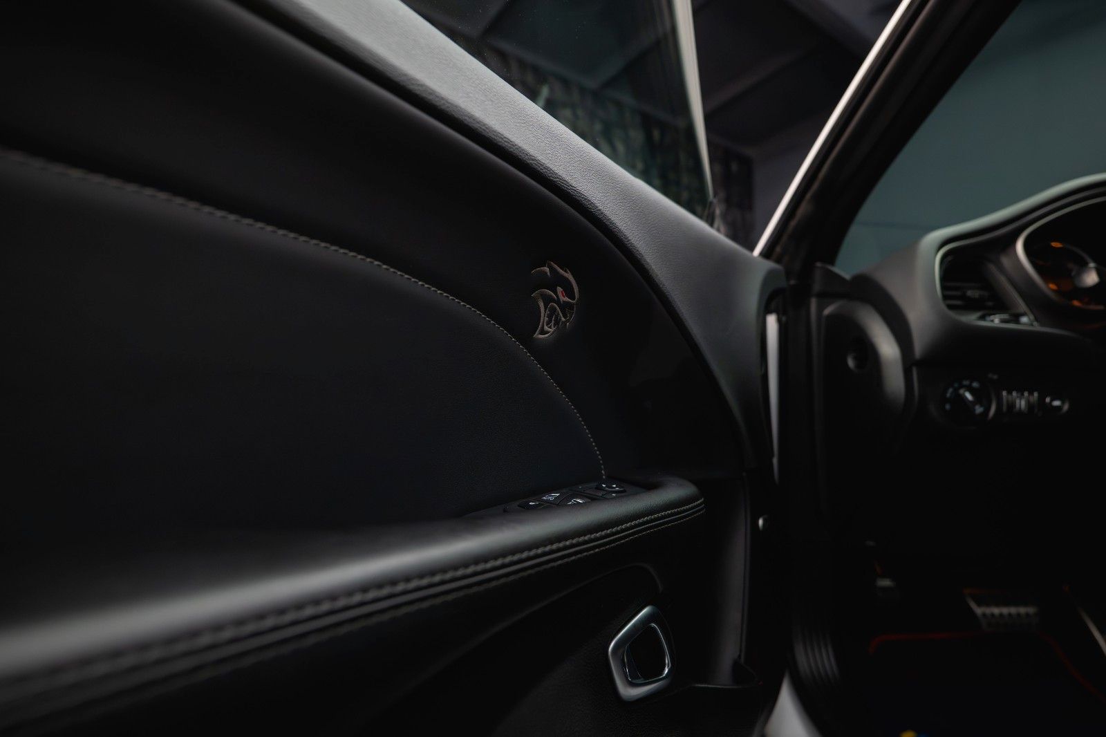 Fahrzeugabbildung Dodge Challenger 6.4 V8 SRT 392 R/T SCAT PACK WIDEBODY