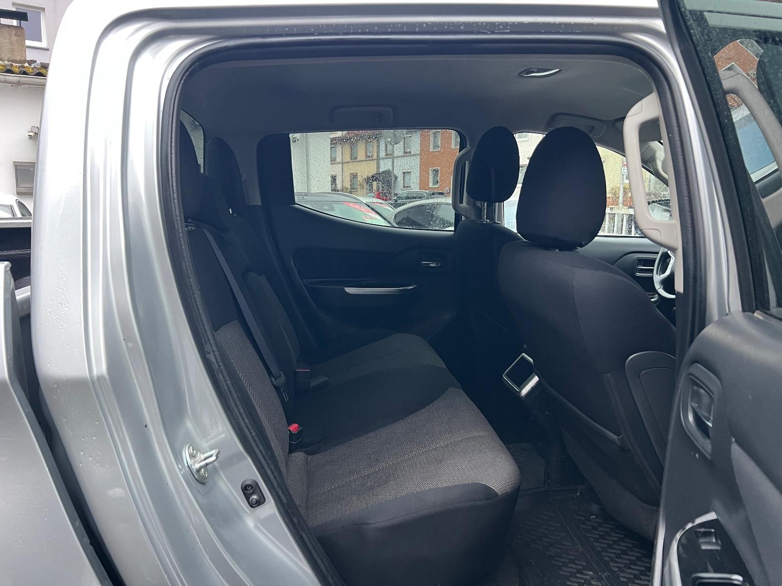 Mitsubishi L200/Doppelkabine 4WD/Kamera/Navi/Euro6/AHK