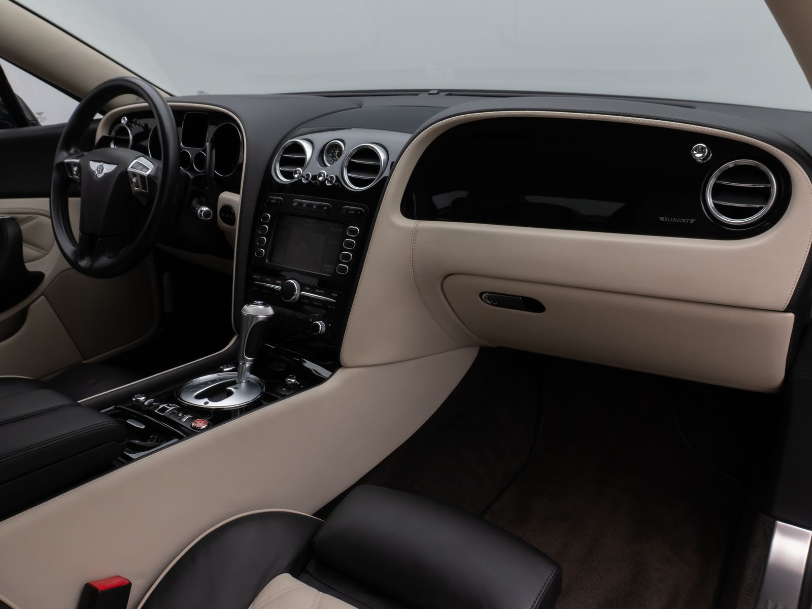Fahrzeugabbildung Bentley Continental GTC MANSORY Speed Massage VOLL