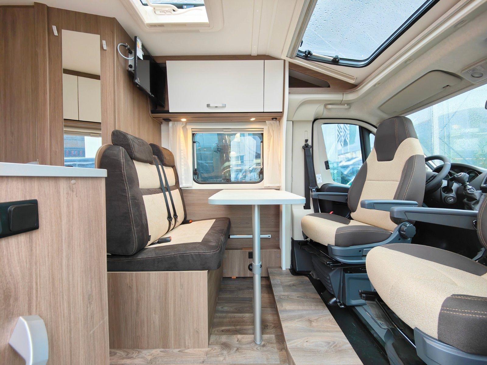 Fahrzeugabbildung Carado V-339 pro+ 2025  SPRING SALE  6.022 € SPAREN