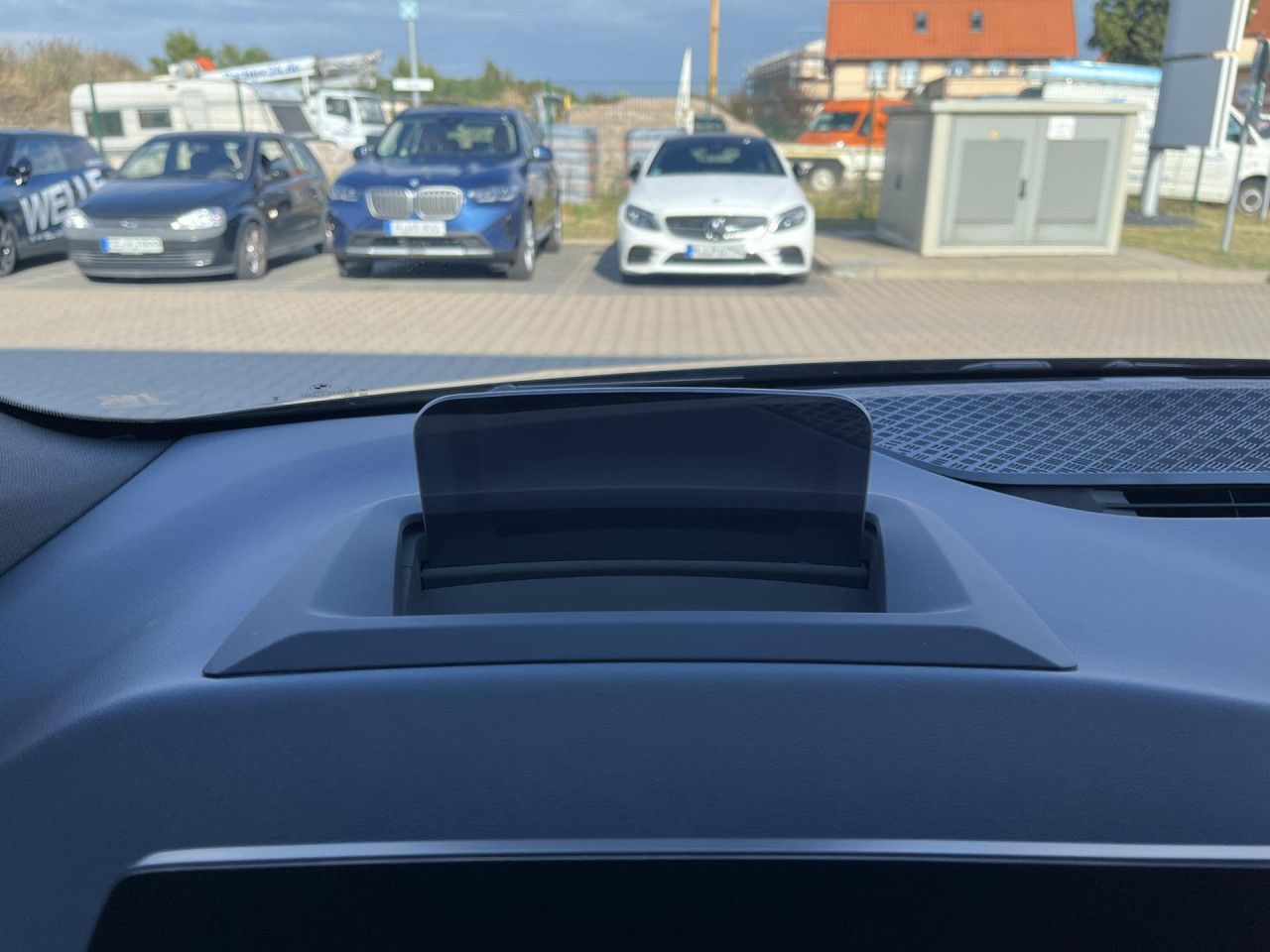 BMW 223 Active Tourer - Bild 26