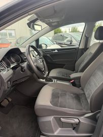 Volkswagen Golf Sportsvan - 7