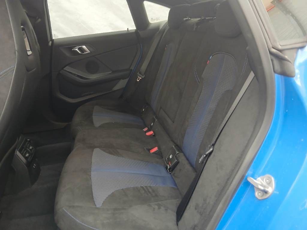 Fahrzeugabbildung BMW 218 i M Sport Gran Coupé Pano HuD Memory Schale