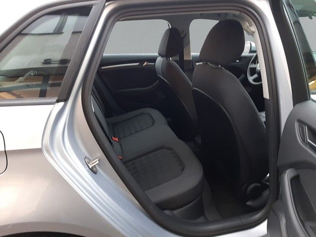 Fahrzeugabbildung Audi A3 Sportback 1.4TSI attraction ultra Xenon PDC