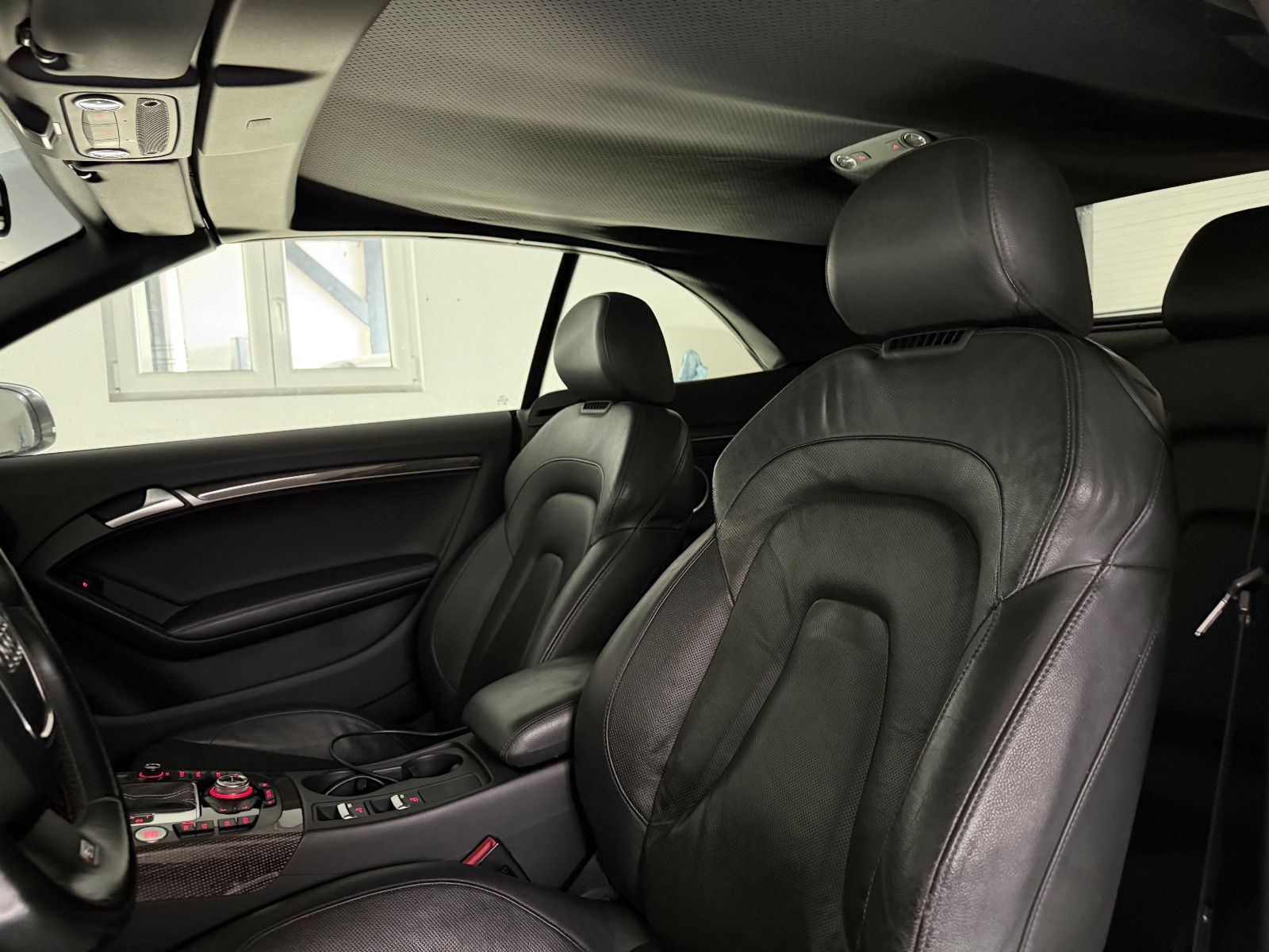 Fahrzeugabbildung Audi S5 Cabriolet 3.0 TFSI Quattro/B&O/SZBLFT/MEMORY