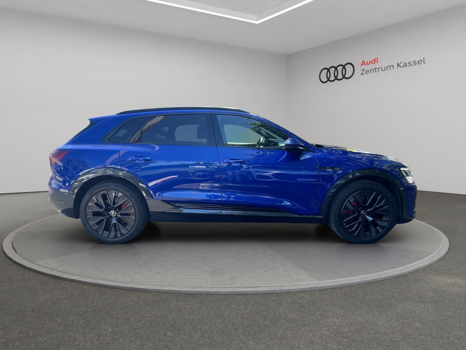 Audi Q8 e-tron - Bild 8
