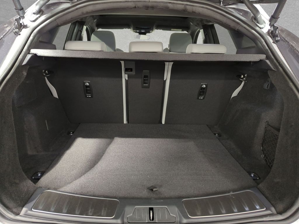 Jaguar E-Pace D200 R-Dynamic HSE