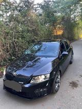 Skoda Octavia Combi RS DSG, 1. Hand,BlackEdition