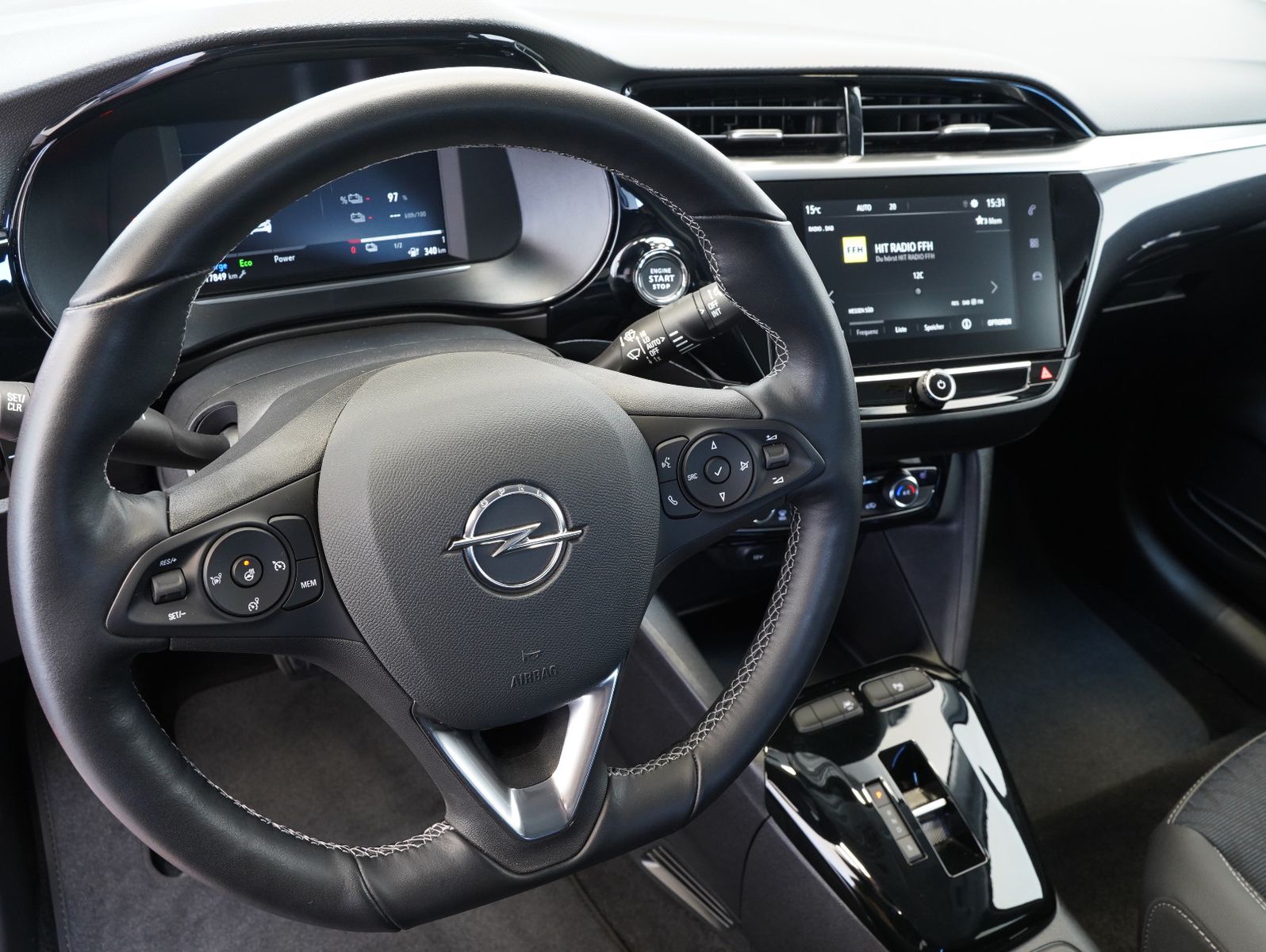 Fahrzeugabbildung Opel Corsa F e Elegance LED/CARPLAY/DAB/11KW/SOH