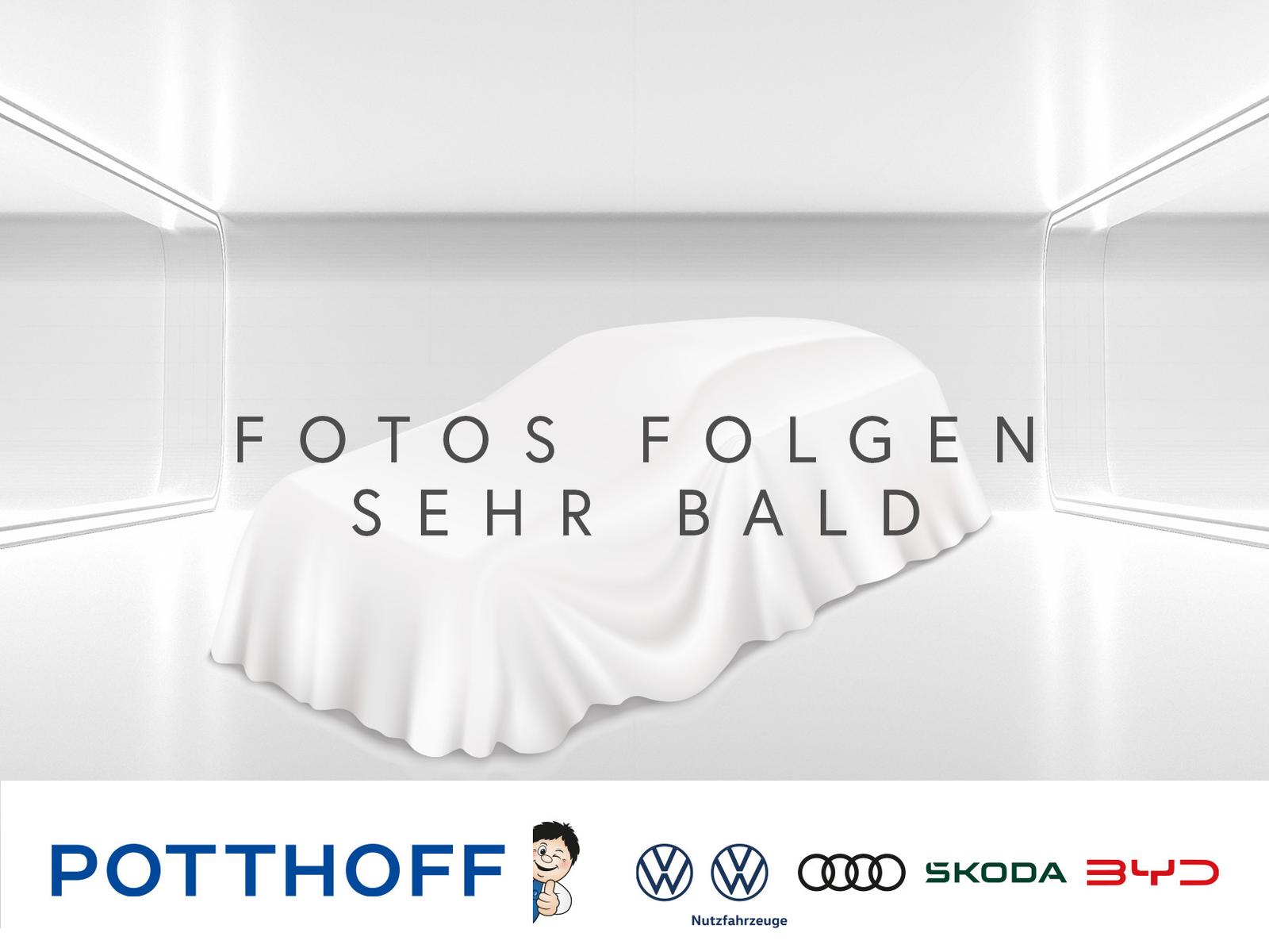 Volkswagen Golf Variant 1.0 TSI DSG R-LINE NAVI PDC SITZHZG