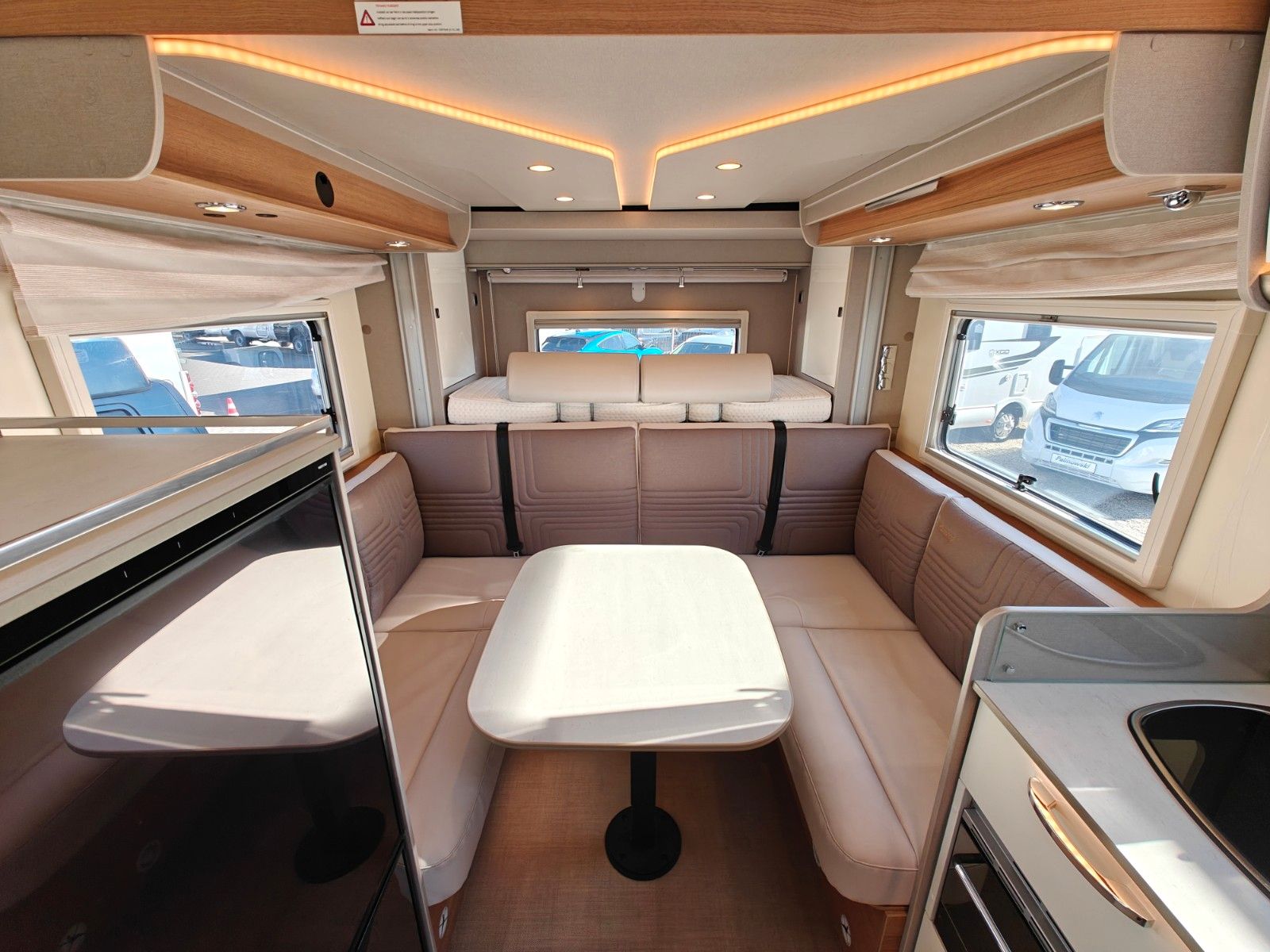 Fahrzeugabbildung Bürstner Lyseo TD Gallery 649 G Harmony Line - Backofen!