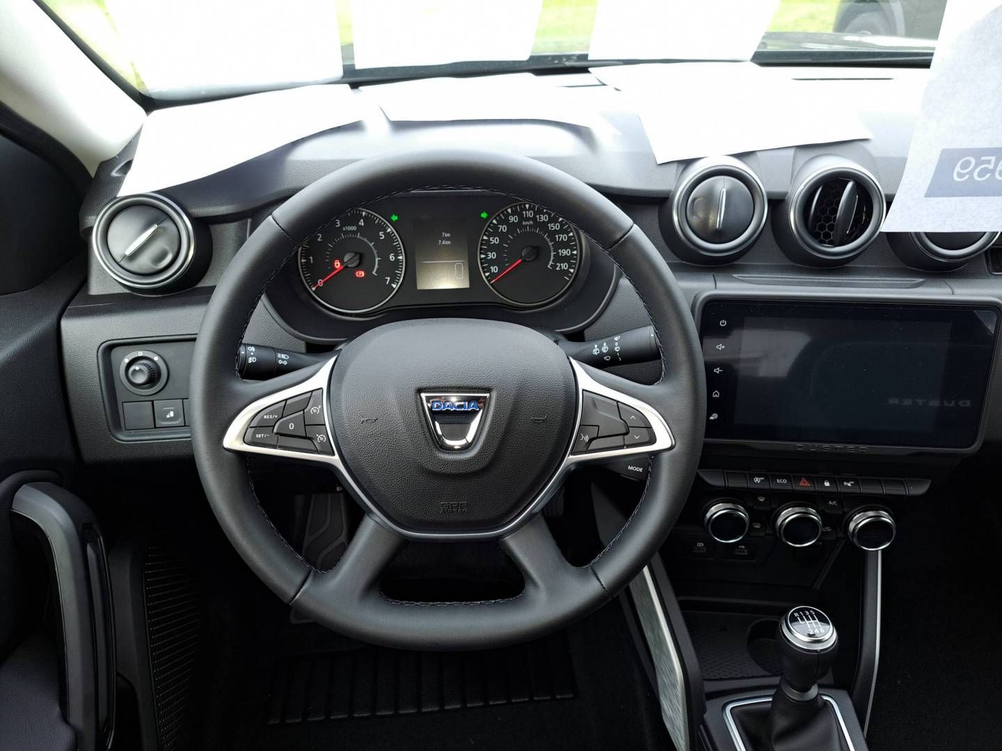 Fahrzeugabbildung Dacia DUSTER Prestige TCe 130 2WD