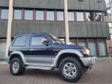 Mitsubishi Pajero TD American Dream V20 Klima-3 Türig-Schie - Mitsubishi Pajero aus 1996