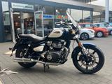 Royal Enfield Super Meteor 650  Celestial Blue *Lagerfahrzeug - Royal Enfield Super Meteor 650