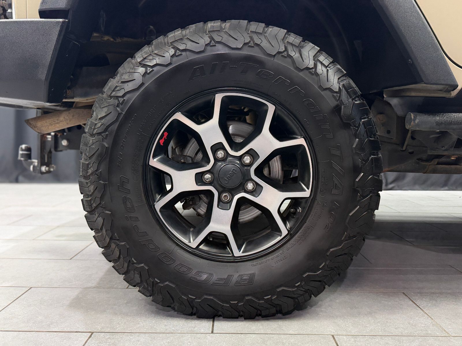 Fahrzeugabbildung Jeep Wrangler Unlimited Rubicon Recon Offroad|Alpine