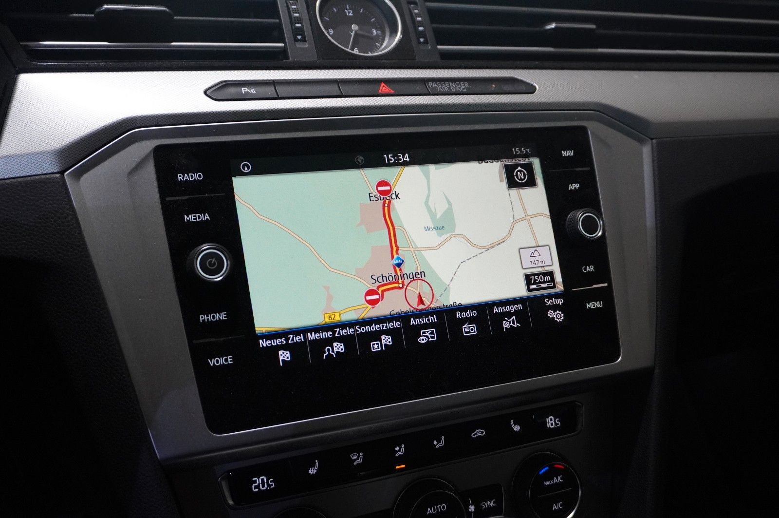 Fahrzeugabbildung Volkswagen Passat Vari. 2.0D COMFORTL. NAVI/LED/SPORT/AHK