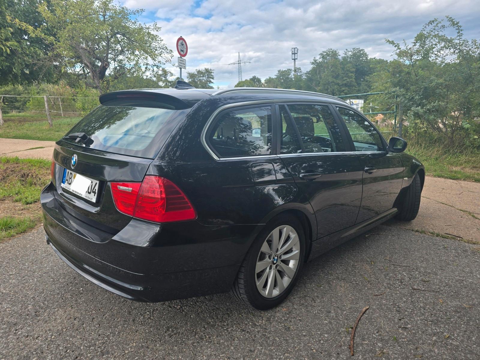 BMW 320 2012 — photo 6