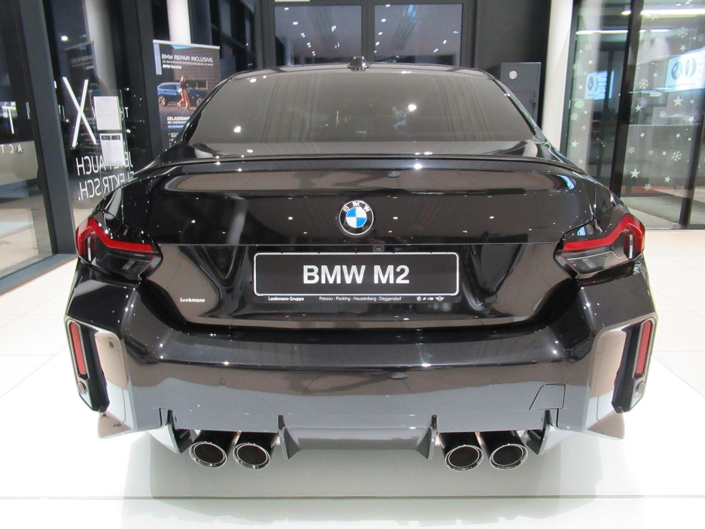 Fahrzeugabbildung BMW M2 Coupé 6-Gang M-Carbondach/M-Drive-Package