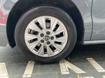 Volkswagen T7 Multivan - 11