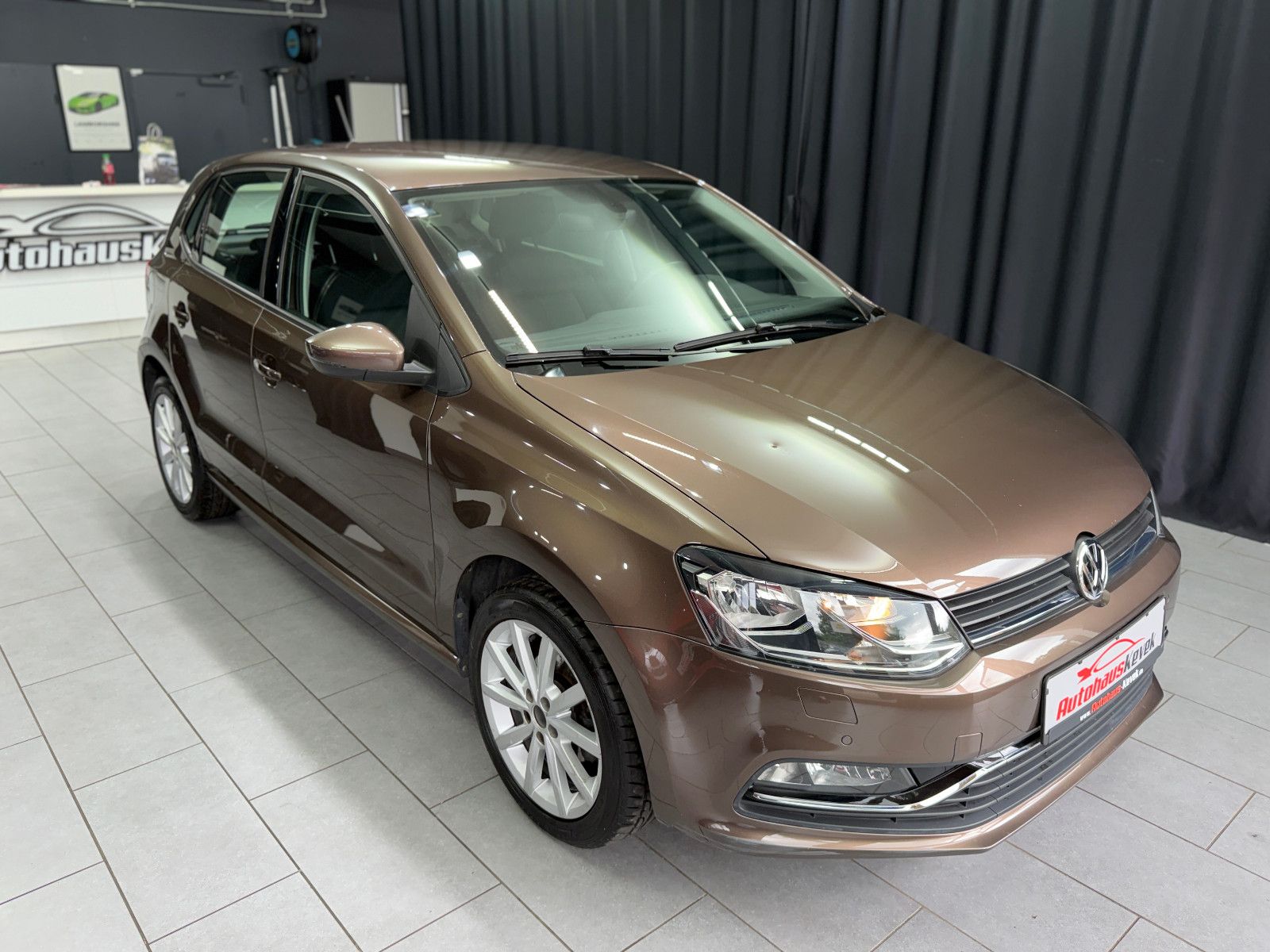 Fahrzeugabbildung Volkswagen Polo V Highline BMT/Start-Stopp|KLIMA|PDC|1-HD