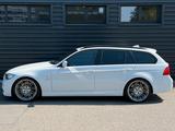 BMW 335i Touring M-Paket/U-FREI/2.HAND/STHZ/PANO/KEY - BMW 335 mit 5 Türen