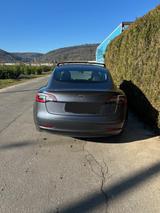 Tesla Model 3 SR+ RWD - neuer TüV - (EZ 2022) - gebrauchte Tesla Model 3 aus dem Jahr 2022