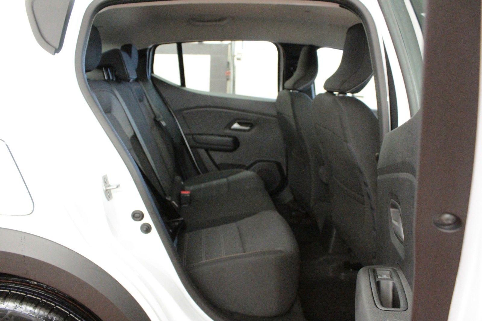 Fahrzeugabbildung Dacia Sandero TCe 90 Stepway  Expression*Winterpaket.*