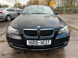 BMW 320 Baureihe 3 Touring 320i - BMW 320 aus 2008: 320i