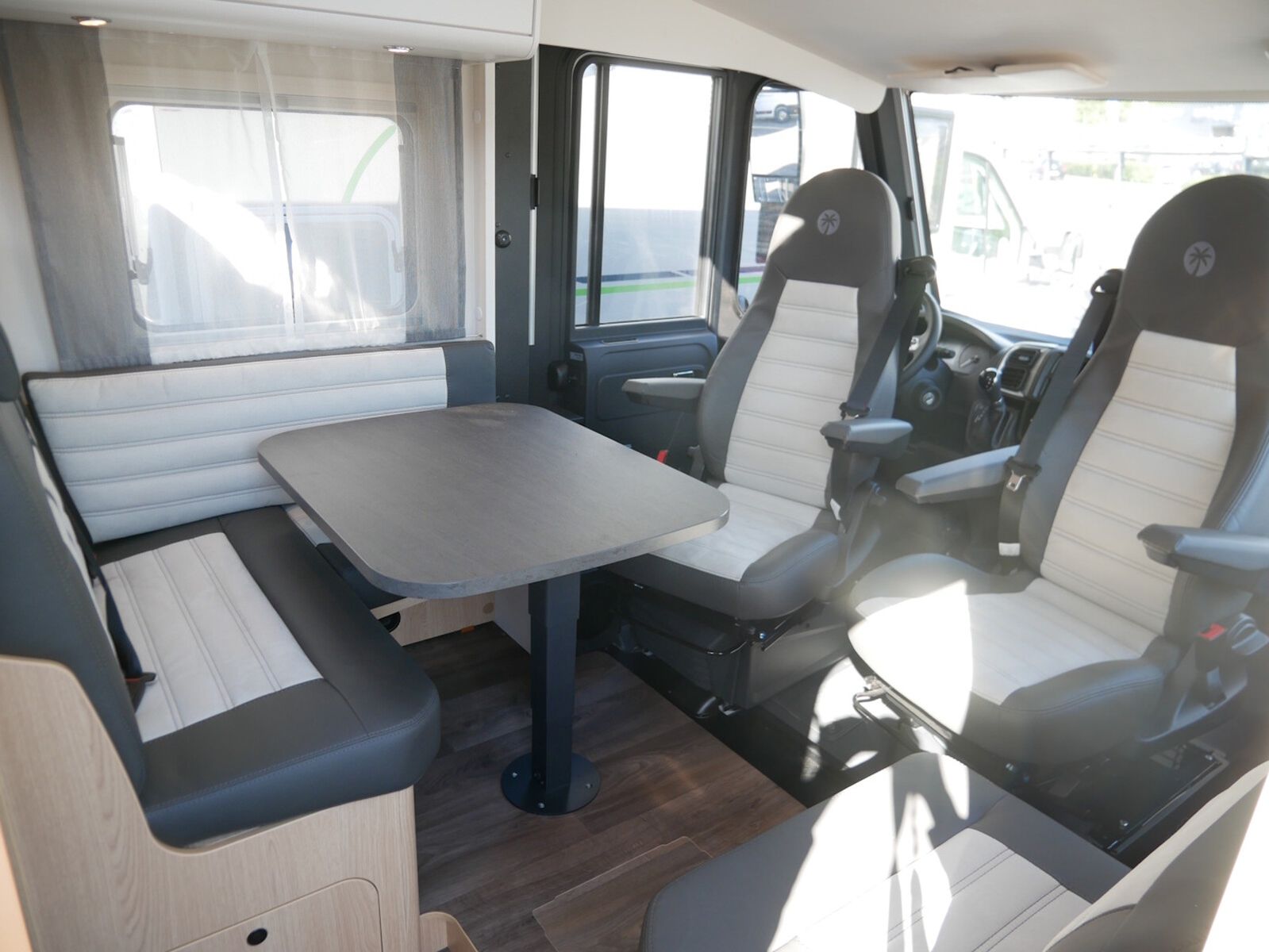 Fahrzeugabbildung Sunlight Adventure I 68 180PS,Aut.Combi6E,4,4