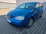 Volkswagen Touran 1.6 FSI Highline - gebrauchte VW Touran aus dem Jahr 2003