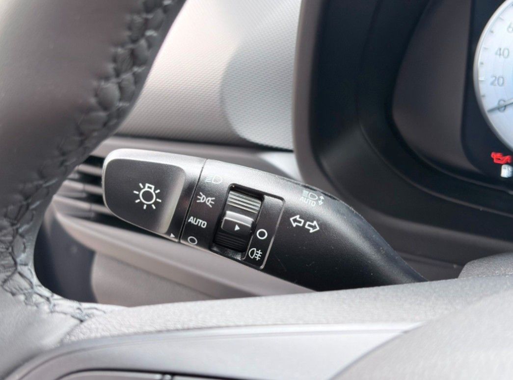 Fahrzeugabbildung Hyundai i20 Trend 90PS Automatik Navi/Kamera!