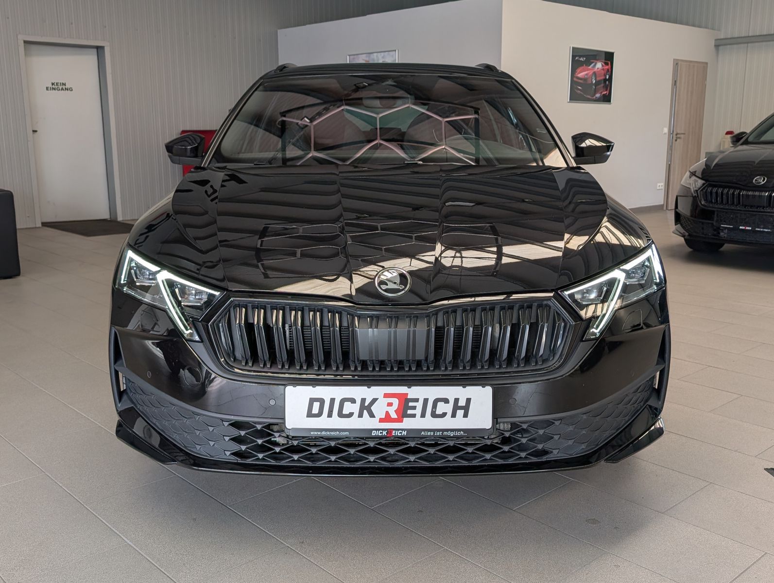 Immagine dell'auto: SKODA Octavia 2.0 TDI DSG Sportline Matrix Cam, anno di produzione 2015