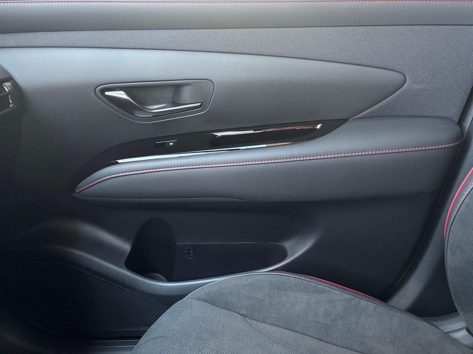 Fahrzeugabbildung Hyundai Tucson 1.6 T-GDI HEV N Line X 360,HUD,Kamera