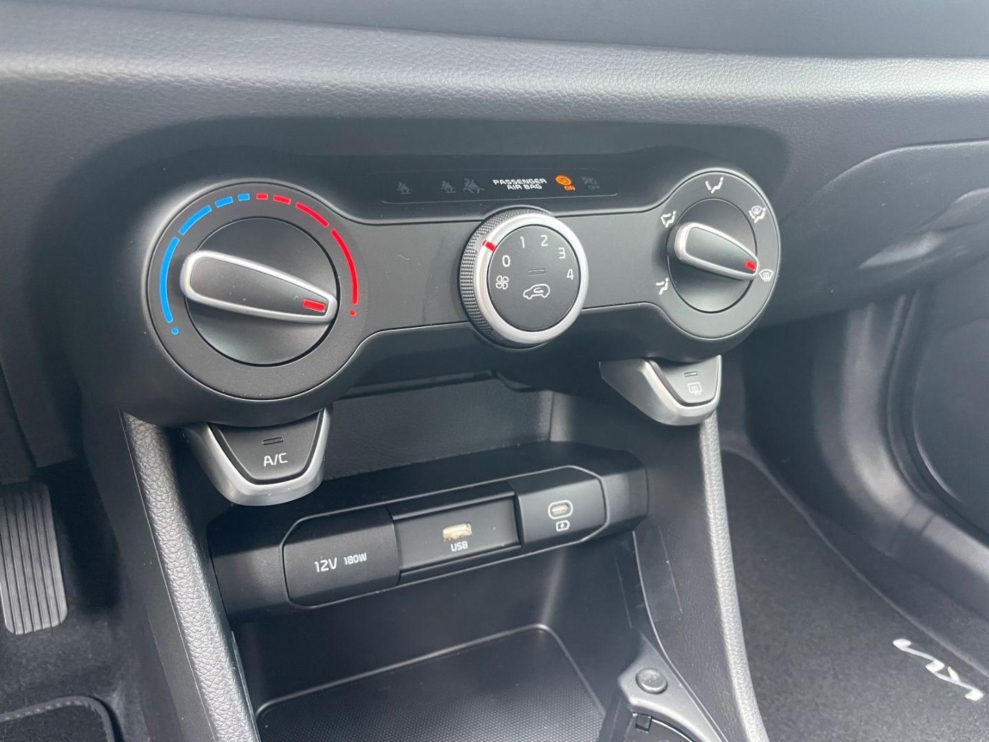 Fahrzeugabbildung Kia Picanto 1.0 GDI Vision SpurhalteAss AppleCarPlay