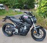 Honda  Sehr gepflegte Honda CB125R  - Offers