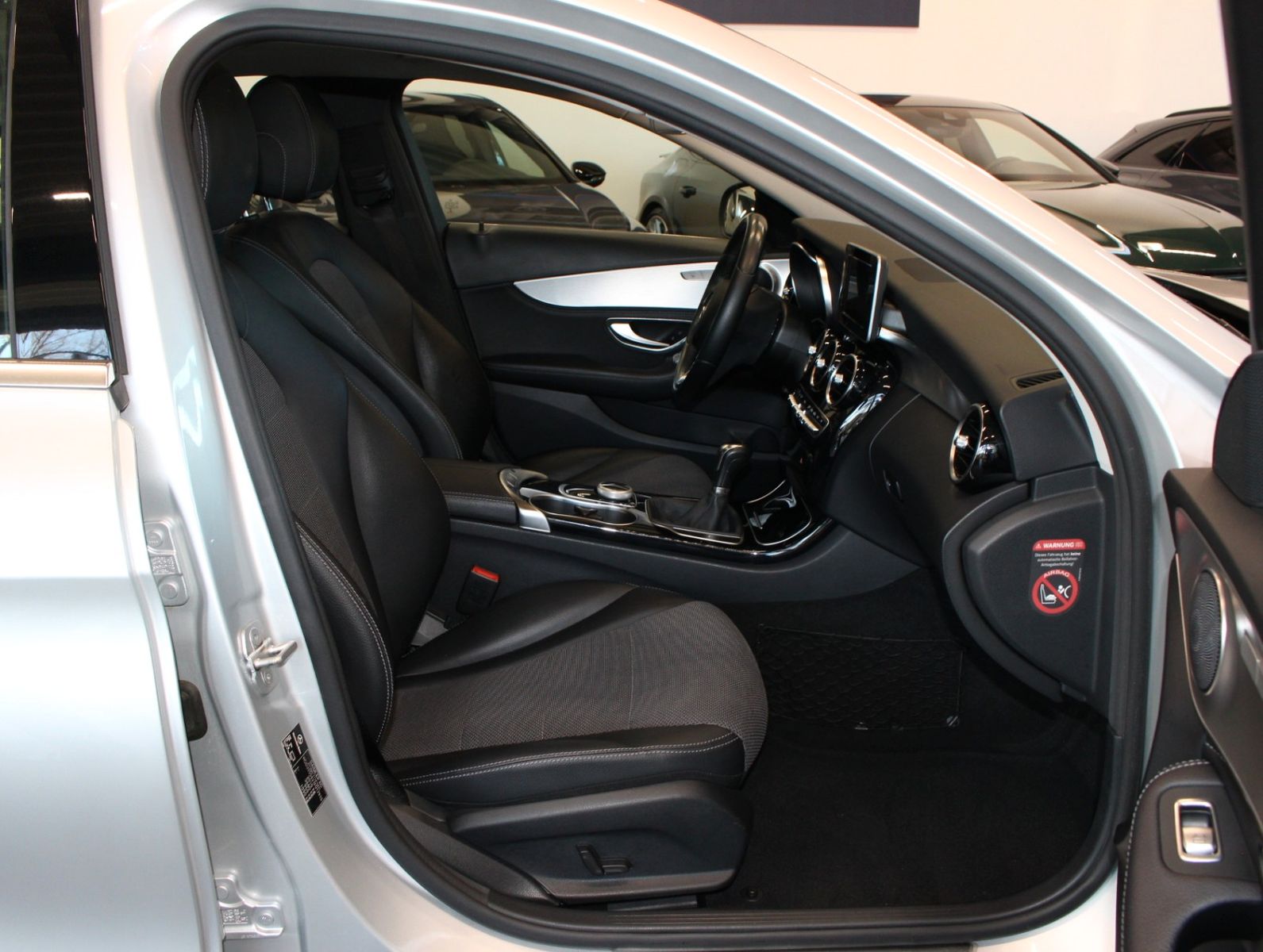 Fahrzeugabbildung Mercedes-Benz C 200 AVANTGARDE*2.Hand